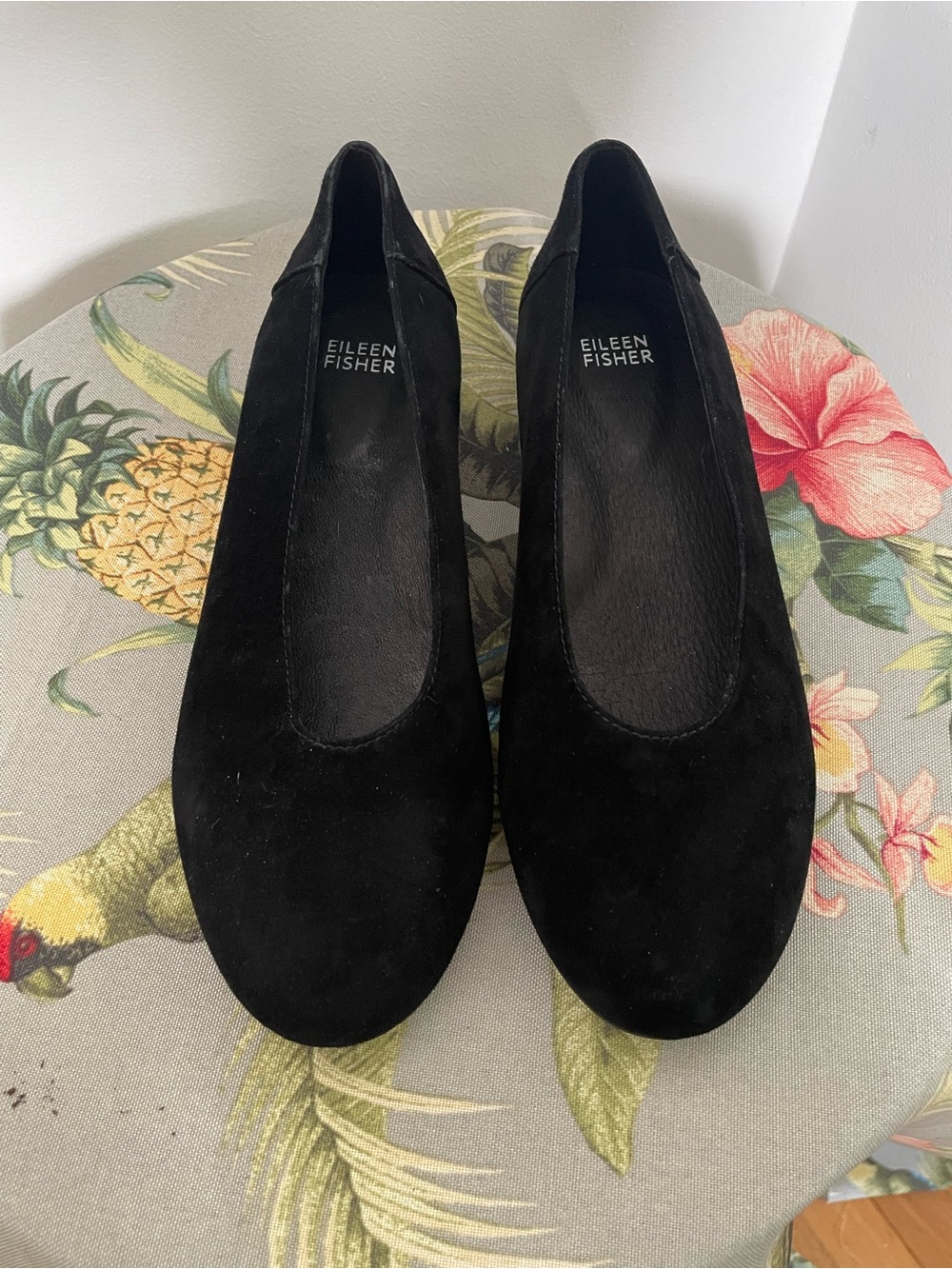 Eileen Fisher Una Black Suede Round-Toe Flats